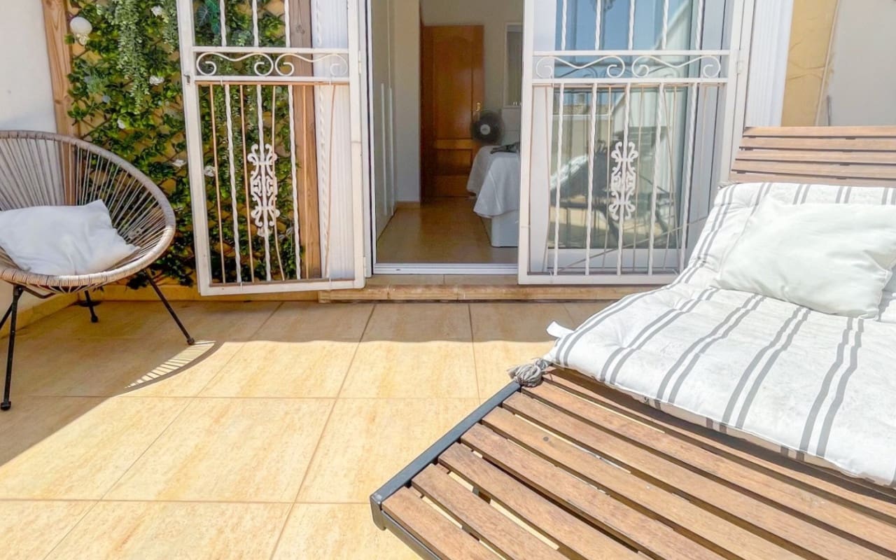4 sovrum Hus till salu i Orihuela Costa med pool - 339 000 € (Ref: 9963992)