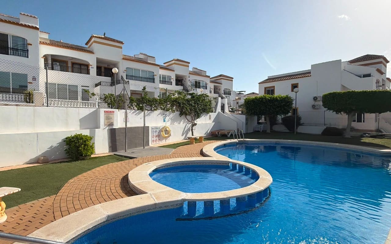 2 bedroom Apartment for sale in Vistabella with pool - € 139,900 (Ref: 9963993)