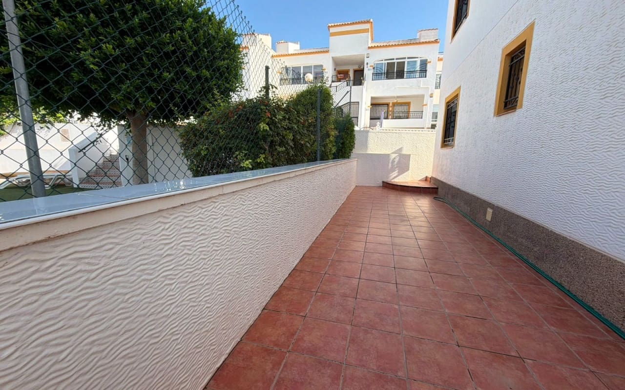 2 bedroom Apartment for sale in Vistabella with pool - € 139,900 (Ref: 9963993)