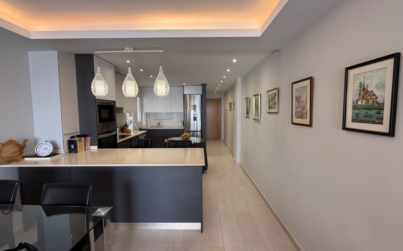 3 soveværelse Strandlejlighed til salg i Torrevieja - € 329.000 (Ref: 9963995)