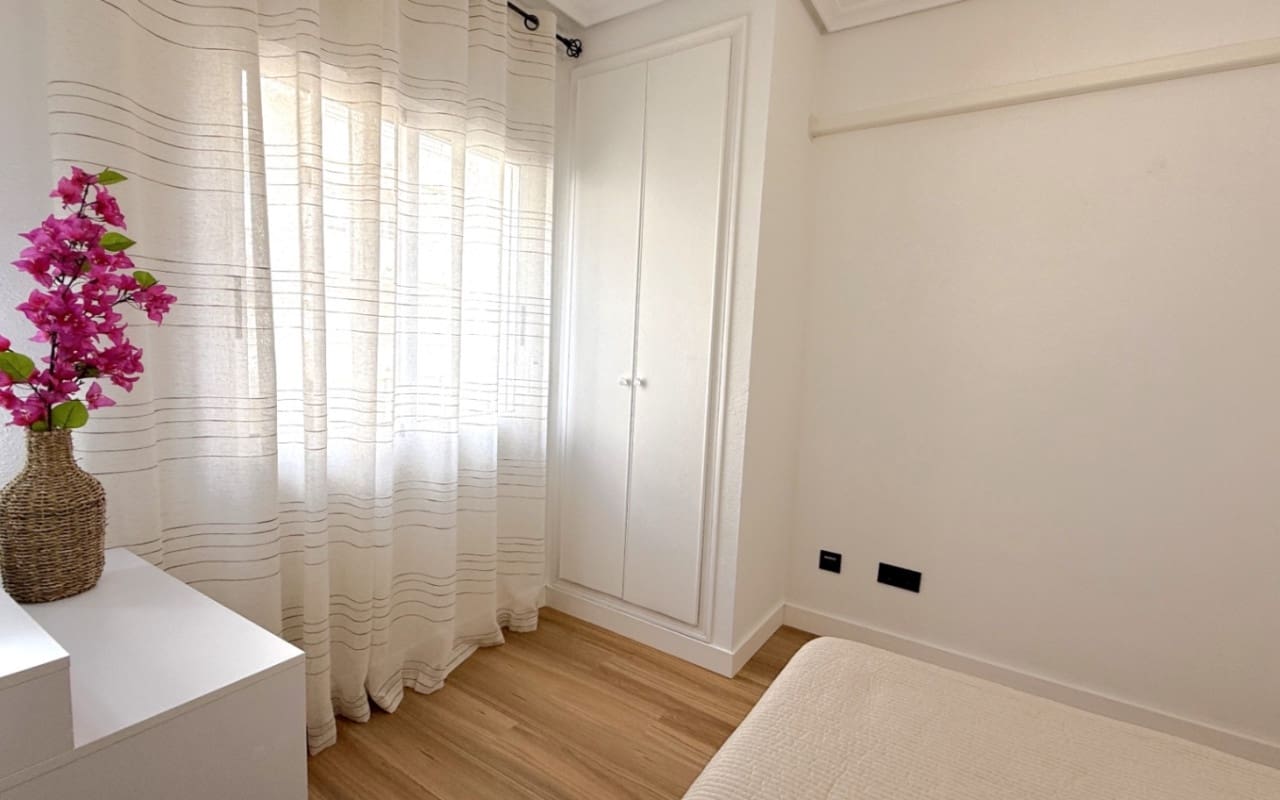 2 soveværelse Lejlighed til salg i Torrevieja - € 164.900 (Ref: 9963996)