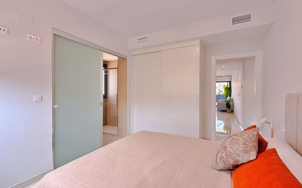 2 chambre Appartement à vendre à Orihuela Costa - 295 000 € (Ref: 9963997)