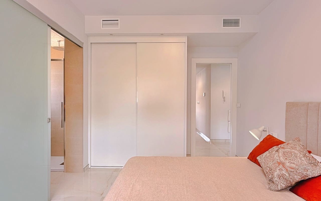 2 chambre Appartement à vendre à Orihuela Costa - 295 000 € (Ref: 9963997)