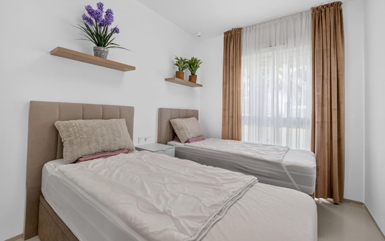 2 bedroom Apartment for sale in Ciudad Quesada with pool - € 329,900 (Ref: 9963998)
