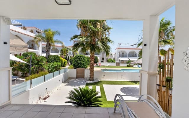 2 soveværelse Lejlighed til salg i Ciudad Quesada, Rojales med swimmingpool - € 329.900 (Ref: 9963998)