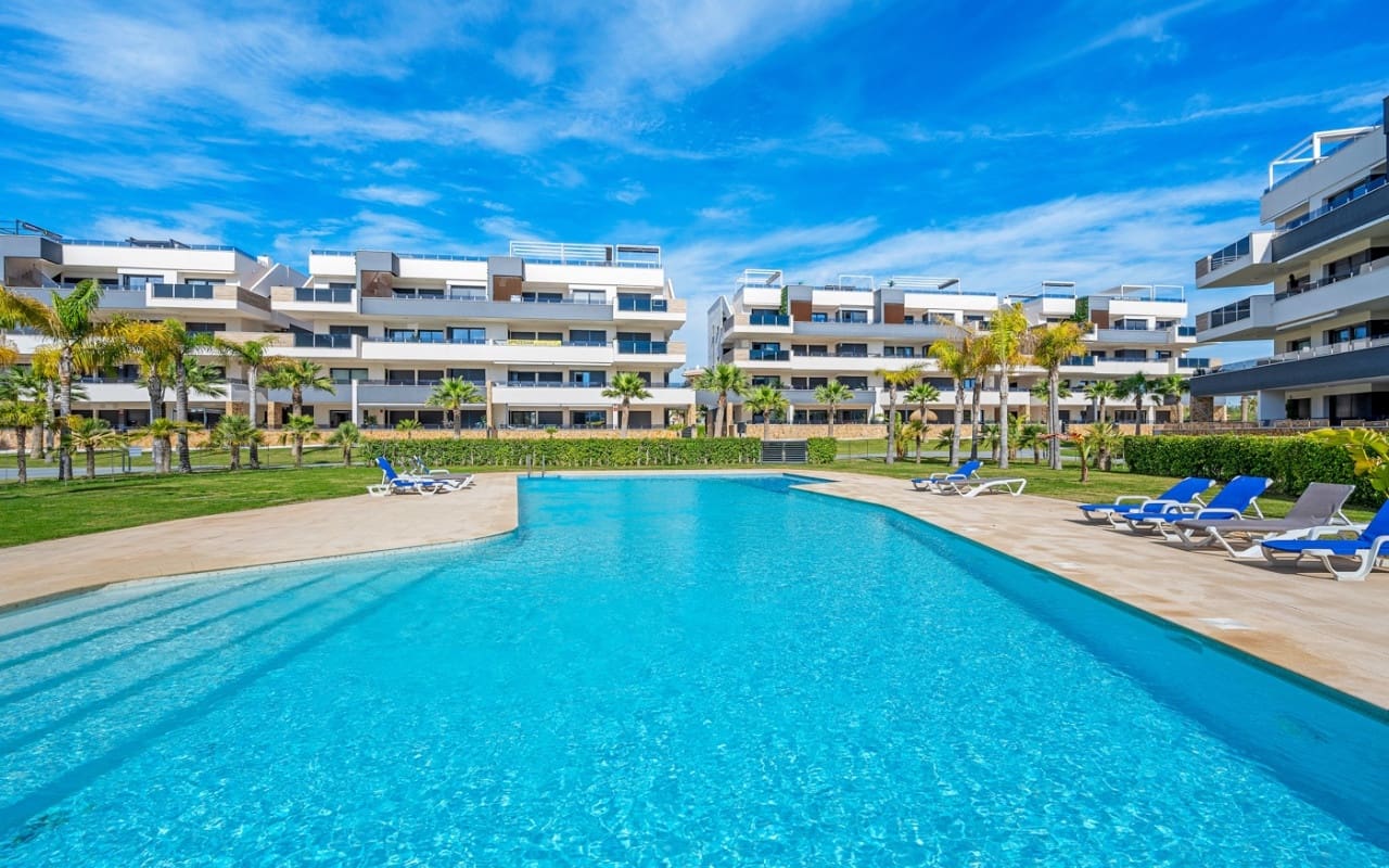 2 bedroom Apartment for sale in Playa Flamenca with pool - € 315,000 (Ref: 9963999)