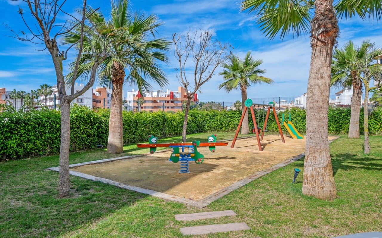 2 bedroom Apartment for sale in Playa Flamenca with pool - € 315,000 (Ref: 9963999)