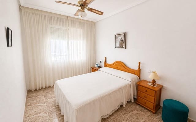 2 quarto Apartamento para venda em Avenida Habaneras - Curva de Palangre, Torrevieja - 159 000 € (Ref: 9964000)