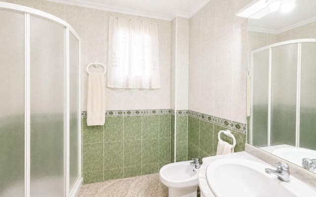 2 quarto Apartamento para venda em Avenida Habaneras - Curva de Palangre, Torrevieja - 159 000 € (Ref: 9964000)