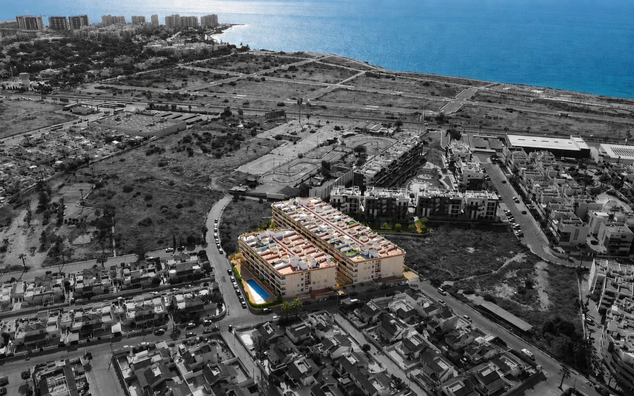 2 bedroom Apartment for sale in Playa Flamenca - € 199,800 (Ref: 9971473)