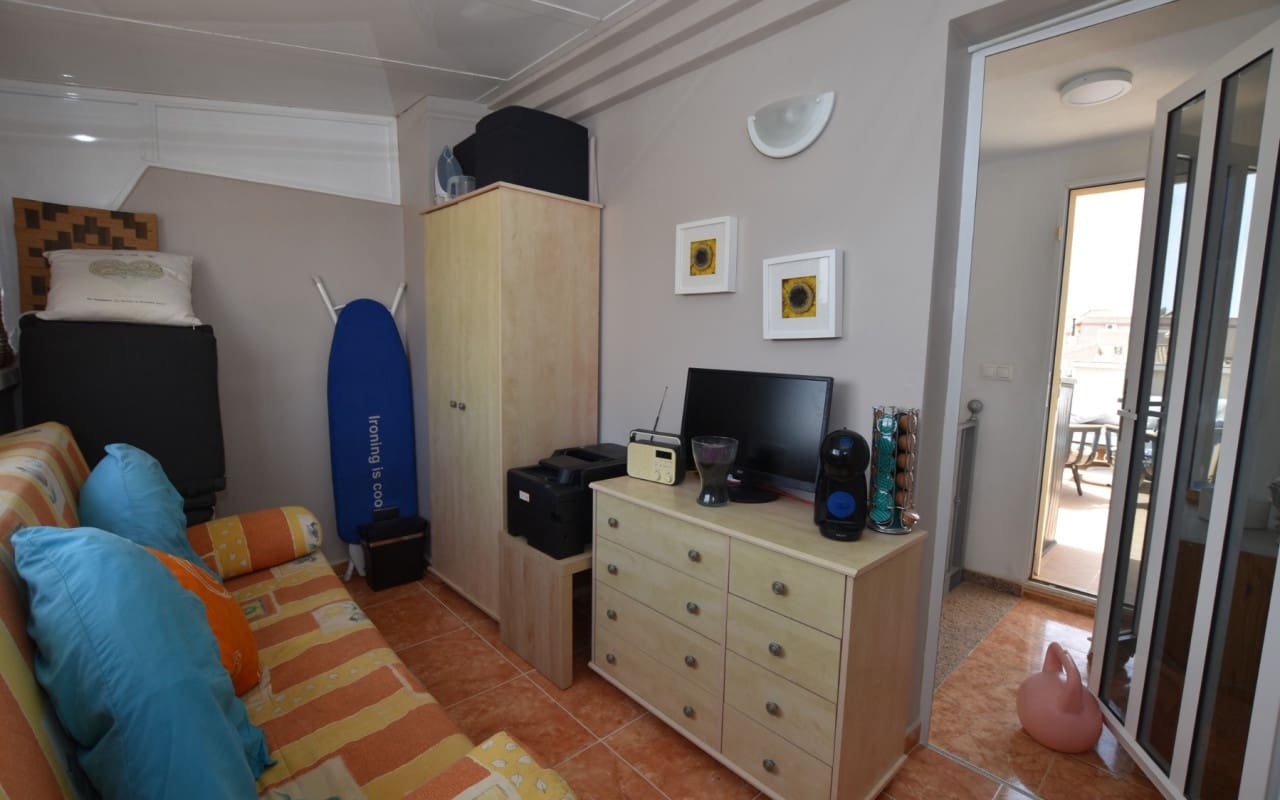 Casa de 2 habitaciones en Algorfa en venta con piscina - 134.995 € (Ref: 9973599)