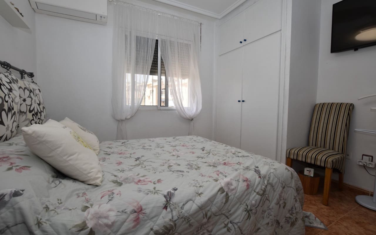 Casa de 2 habitaciones en Algorfa en venta con piscina - 134.995 € (Ref: 9973599)