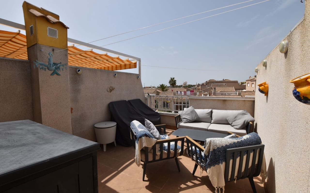 Casa de 2 habitaciones en Algorfa en venta con piscina - 134.995 € (Ref: 9973599)