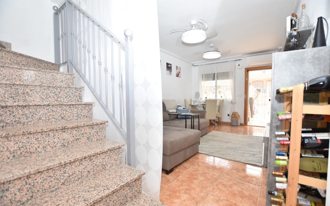 Casa de 2 habitaciones en Algorfa en venta con piscina - 134.995 € (Ref: 9973599)
