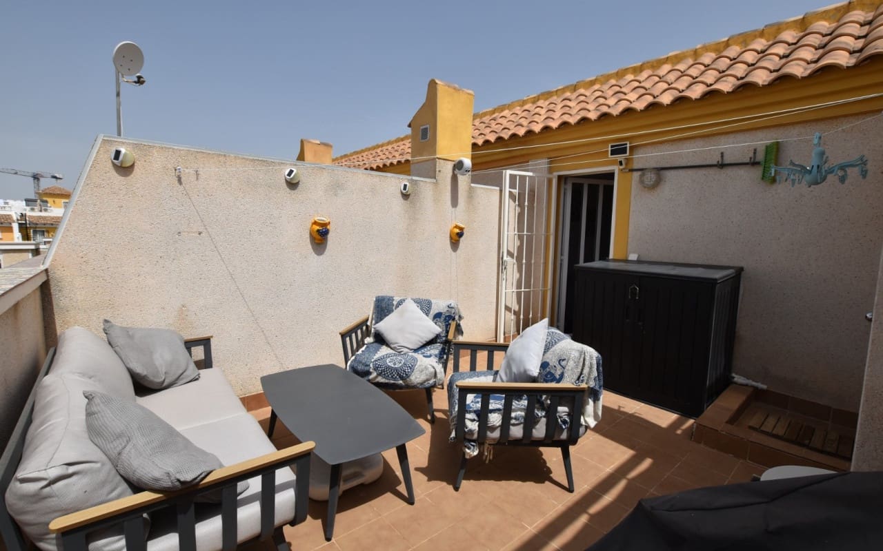 Casa de 2 habitaciones en Algorfa en venta con piscina - 134.995 € (Ref: 9973599)