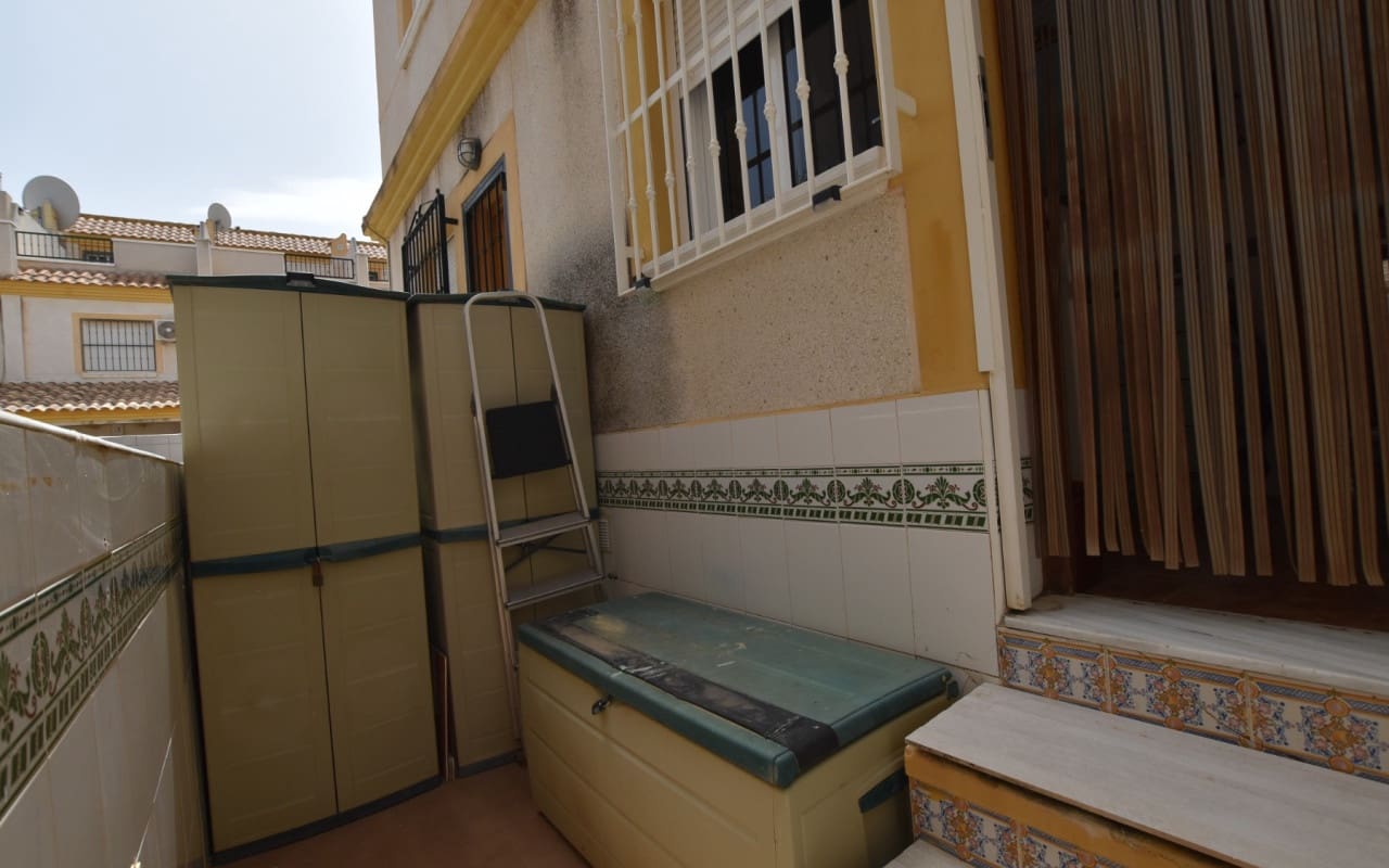 Casa de 2 habitaciones en Algorfa en venta con piscina - 134.995 € (Ref: 9973599)