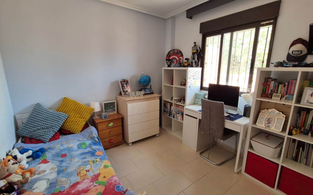 2 Zimmer Villa zu verkaufen in Torrevieja mit Pool - 322.400 € (Ref: 9973600)