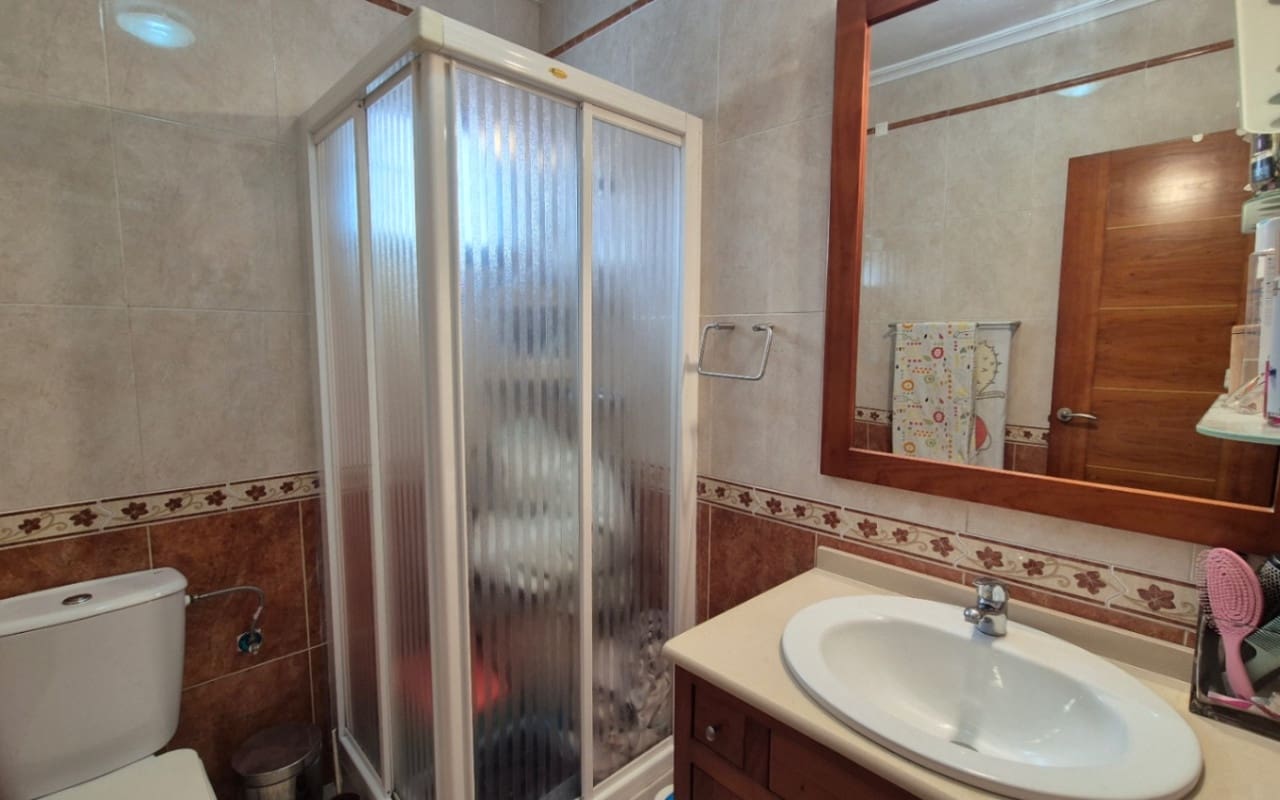 2 Zimmer Villa zu verkaufen in Torrevieja mit Pool - 322.400 € (Ref: 9973600)