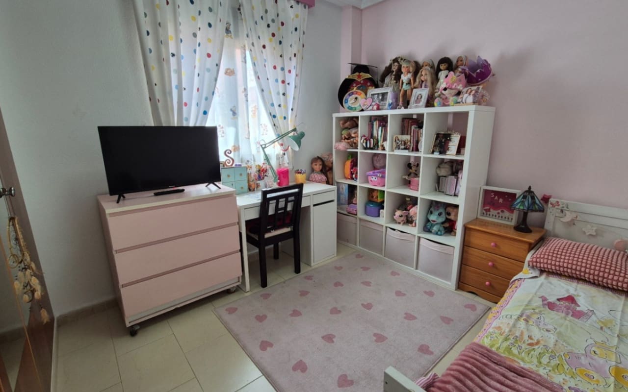 2 Zimmer Villa zu verkaufen in Torrevieja mit Pool - 322.400 € (Ref: 9973600)