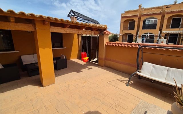2 soveværelse Villa til salg i Aguas Nuevas, Torrevieja med swimmingpool - € 322.400 (Ref: 9973600)