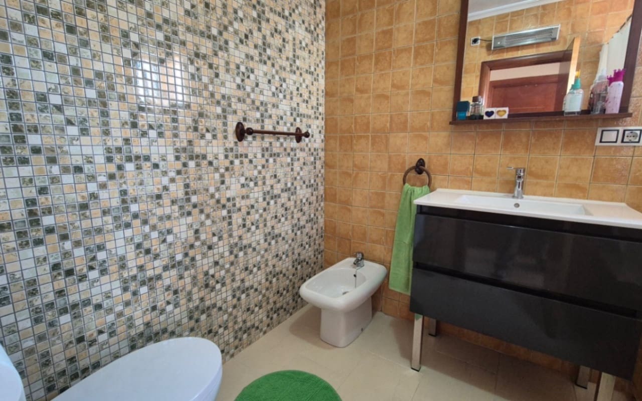 2 Zimmer Villa zu verkaufen in Torrevieja mit Pool - 322.400 € (Ref: 9973600)