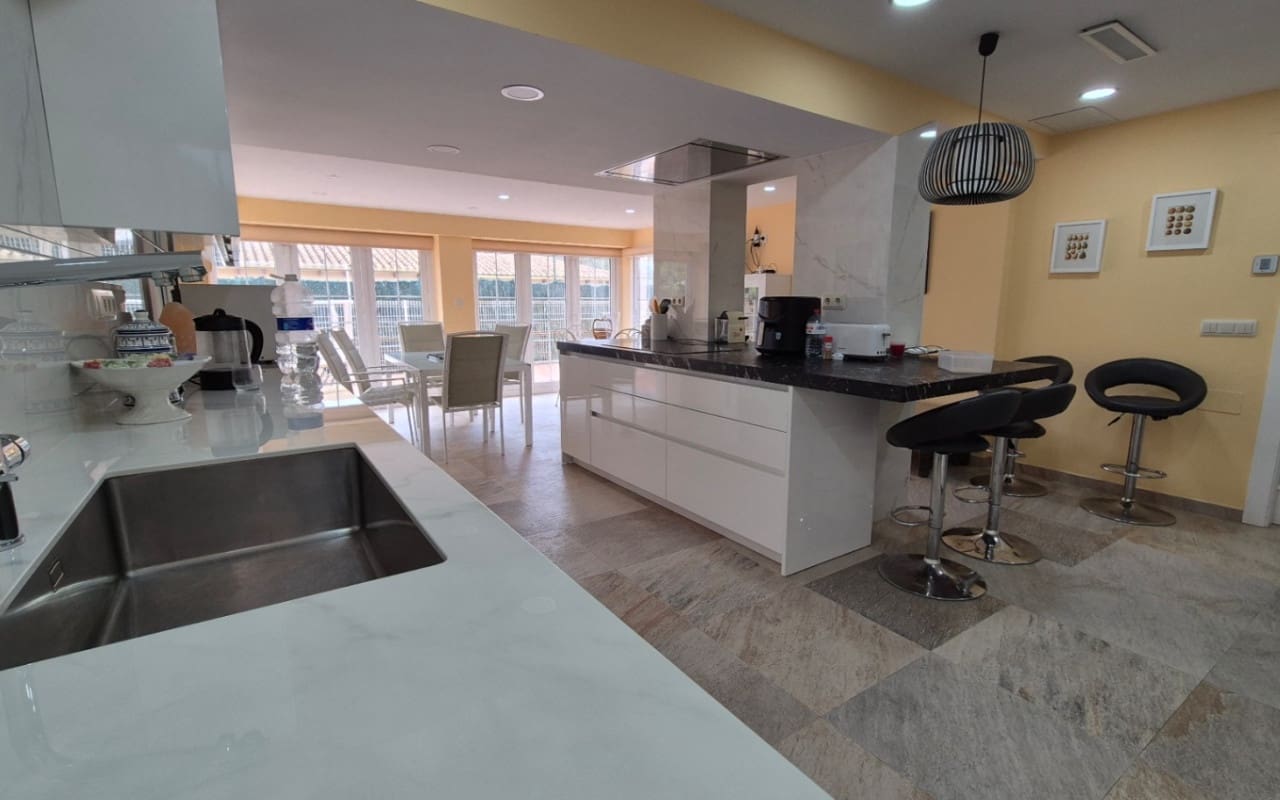 7 soveværelse Villa til salg i Orihuela med swimmingpool - € 1.490.000 (Ref: 9973601)