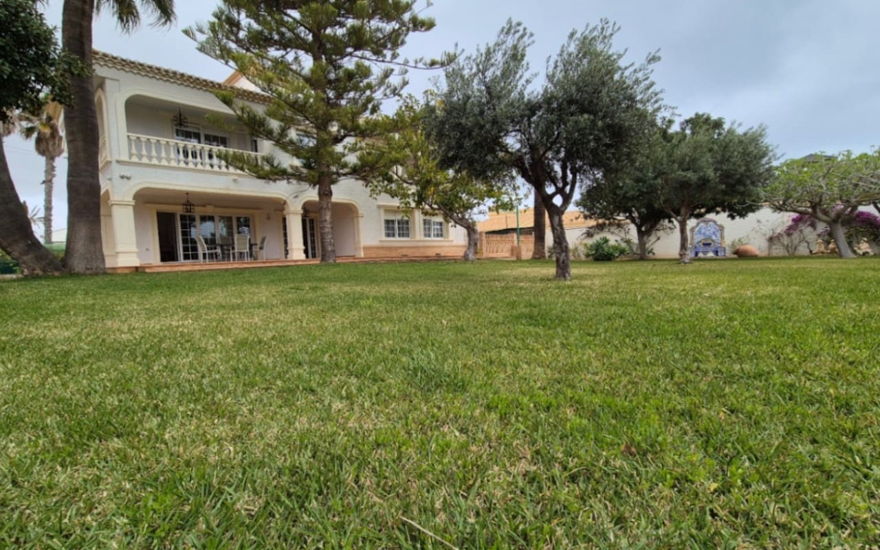 7 soveværelse Villa til salg i Orihuela med swimmingpool - € 1.490.000 (Ref: 9973601)