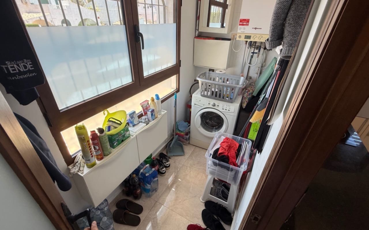 4 soveværelse Villa til salg i Orihuela med swimmingpool - € 750.000 (Ref: 9973602)