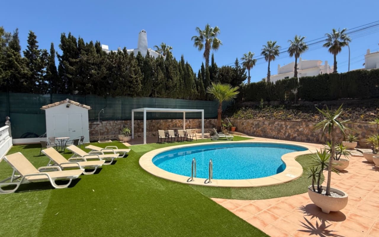 4 soveværelse Villa til salg i Orihuela med swimmingpool - € 750.000 (Ref: 9973602)