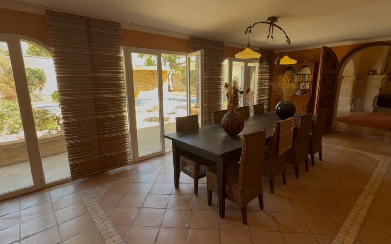 6 bedroom Villa for sale in Cartagena with pool - € 1,080,000 (Ref: 9973603)