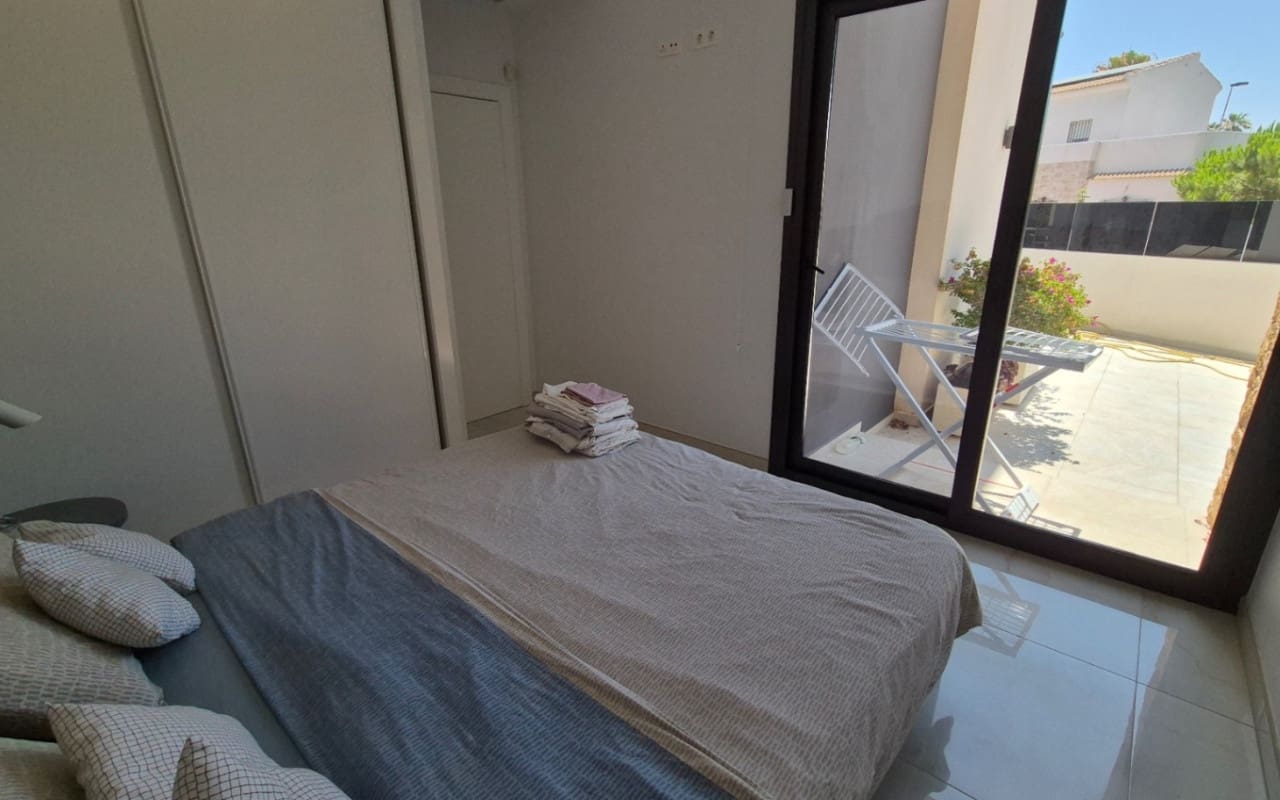 4 soverom Villa til salgs i Torrevieja med svømmebasseng - € 785 000 (Ref: 9973604)