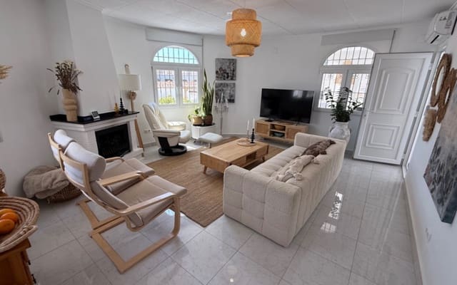 3 sovrum Villa till salu i El Chaparral - La Siesta - La Torreta, Torrevieja med pool garage - 645 000 € (Ref: 9973605)