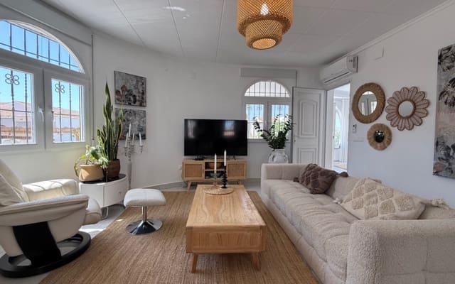3 sovrum Villa till salu i El Chaparral - La Siesta - La Torreta, Torrevieja med pool garage - 645 000 € (Ref: 9973605)