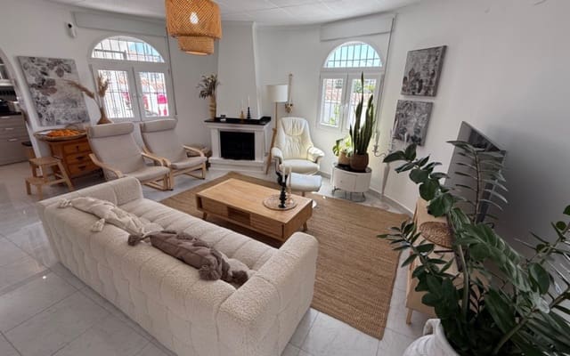 3 sovrum Villa till salu i El Chaparral - La Siesta - La Torreta, Torrevieja med pool garage - 645 000 € (Ref: 9973605)