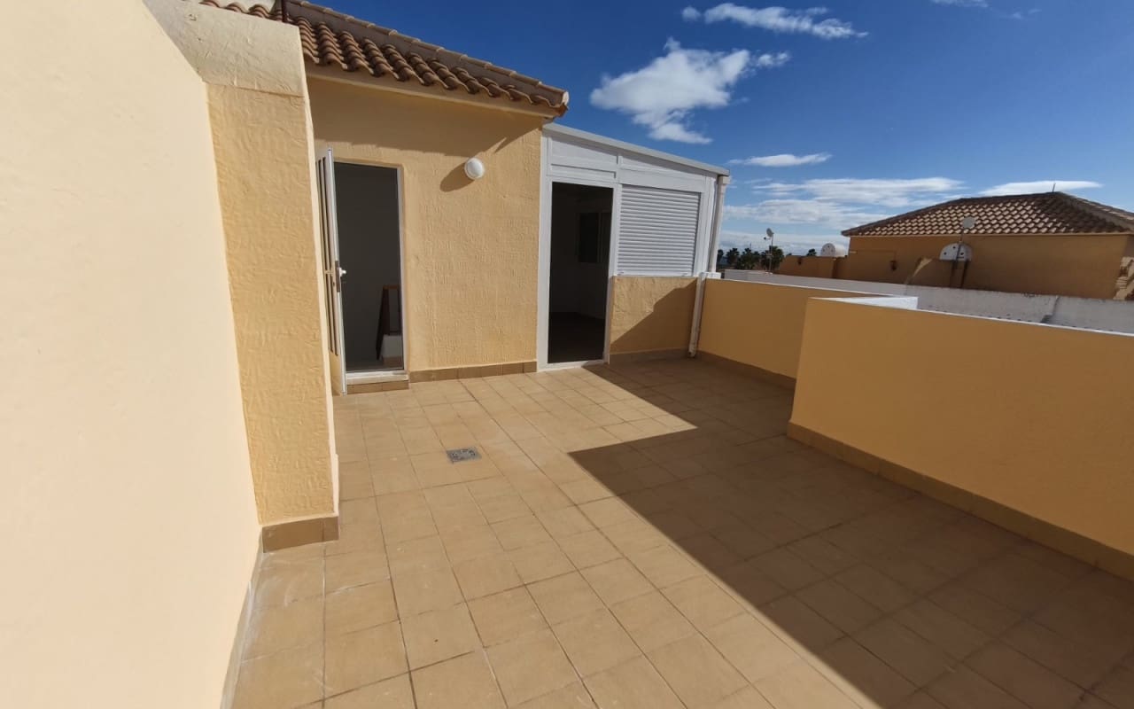 3 sypialnia Dom na sprzedaż w Ciudad Quesada z basenem - 265 000 € (Ref: 9973608)