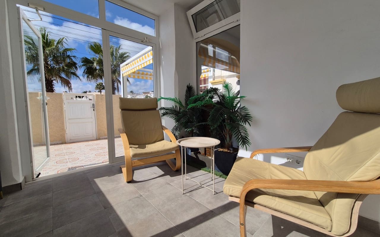 1 slaapkamer Huis te koop in San Miguel de Salinas met zwembad - € 155.000 (Ref: 9973609)