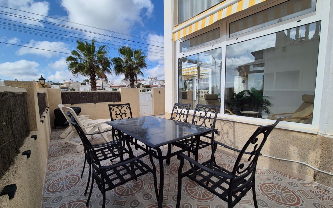 1 slaapkamer Huis te koop in San Miguel de Salinas met zwembad - € 155.000 (Ref: 9973609)