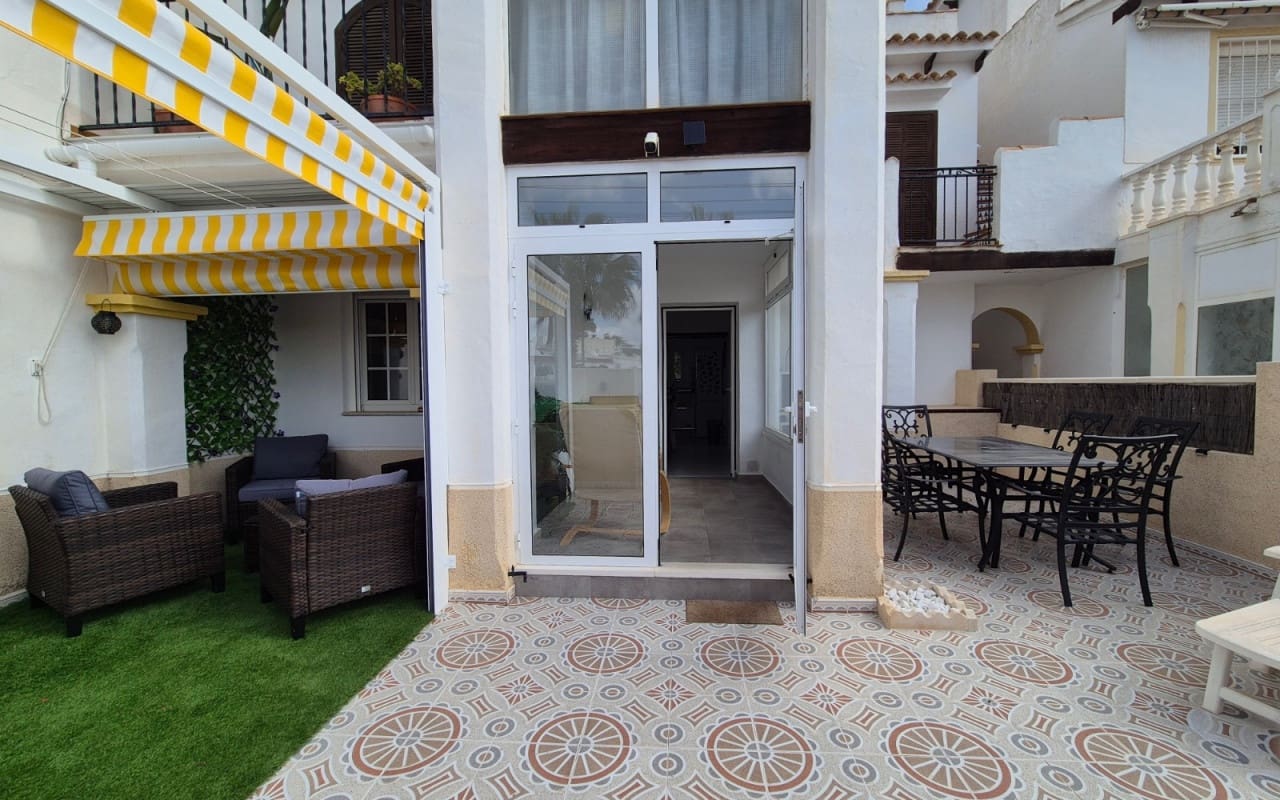 1 slaapkamer Huis te koop in San Miguel de Salinas met zwembad - € 155.000 (Ref: 9973609)