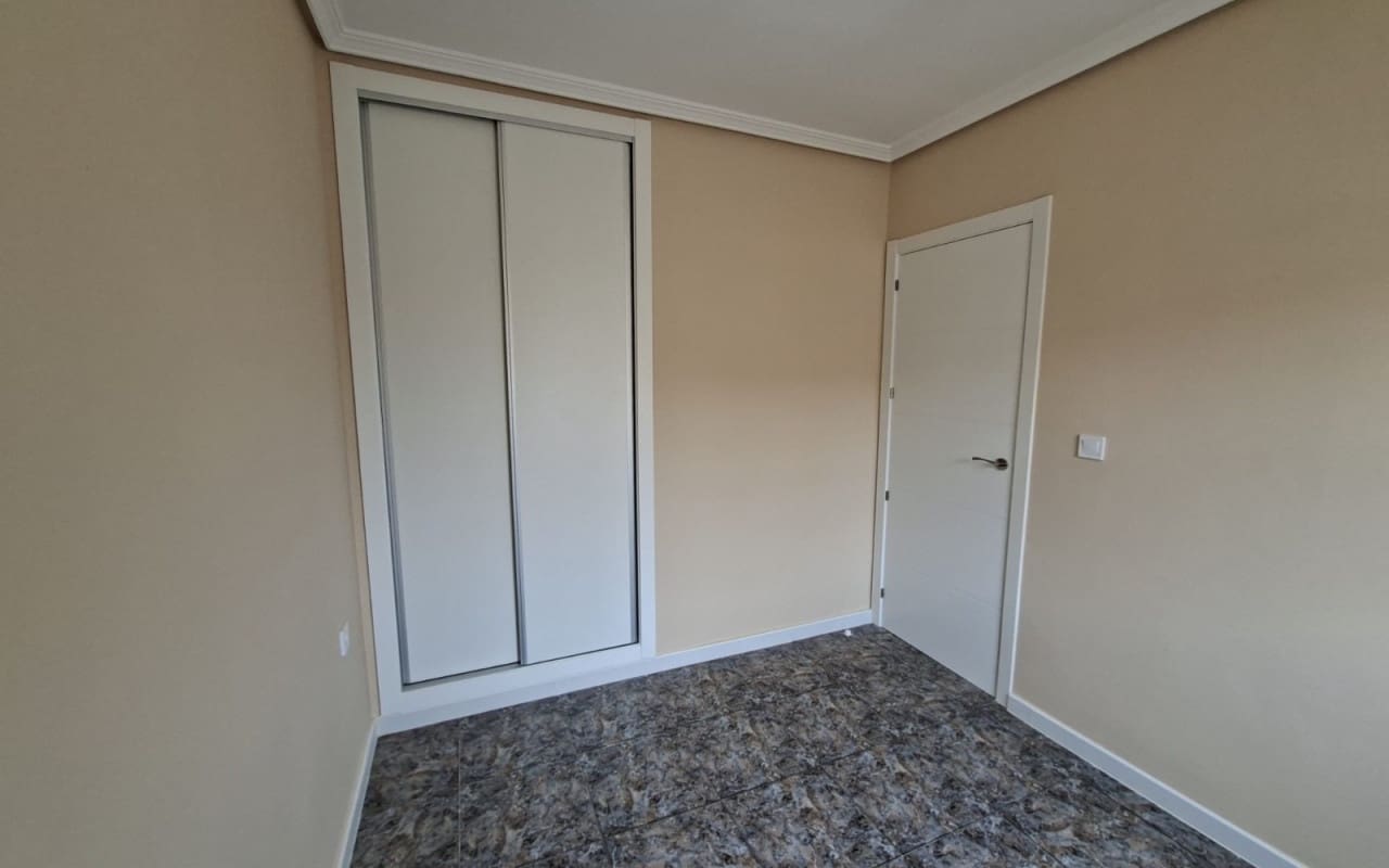 2 bedroom Townhouse for sale in Playa Flamenca with pool - € 169,000 (Ref: 9973611)