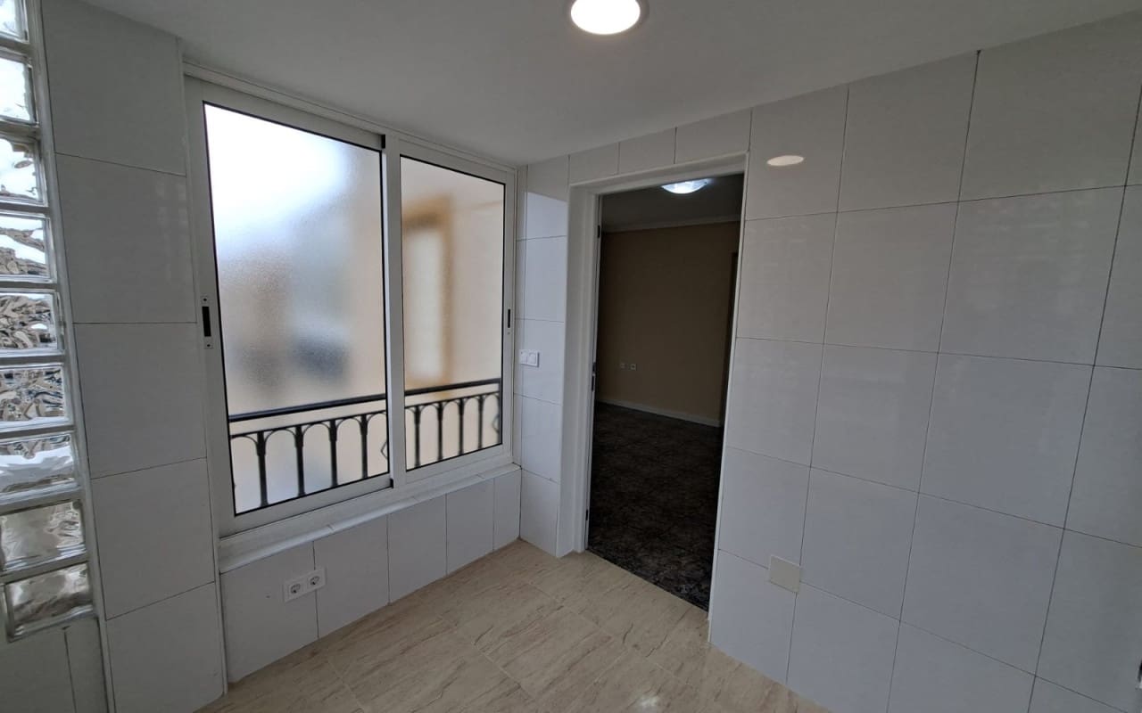 2 bedroom Townhouse for sale in Playa Flamenca with pool - € 169,000 (Ref: 9973611)