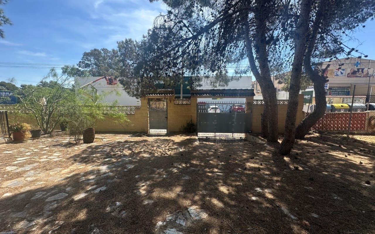 8 soverom Villa til salgs i Los Balcones med svømmebasseng - € 550 000 (Ref: 9973613)