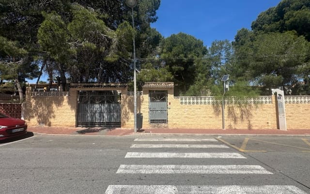 8 soverom Villa til salgs i Los Balcones med svømmebasseng - € 550 000 (Ref: 9973613)