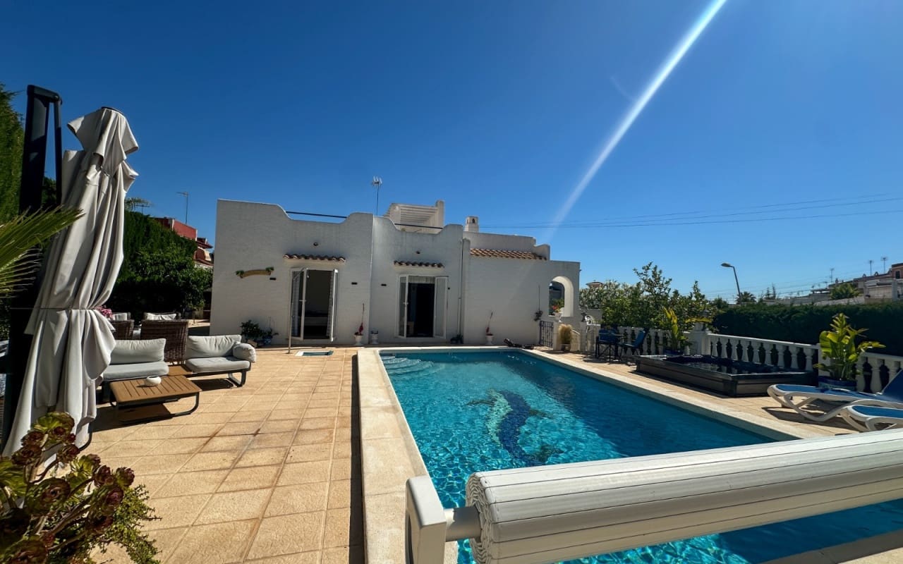 2 soverom Hus til salgs i Los Balcones - € 420 000 (Ref: 9973615)