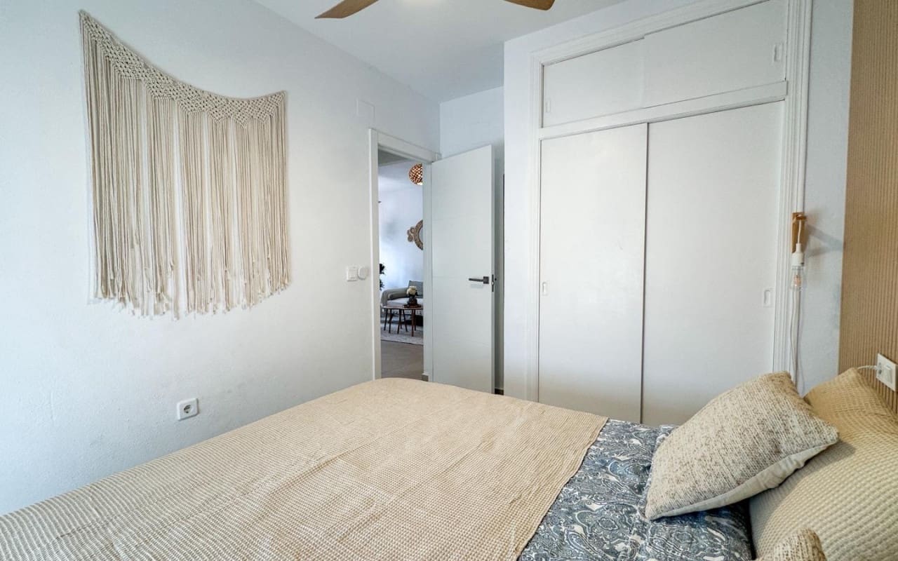 2 bedroom Townhouse for sale in Playa Flamenca with pool - € 198,000 (Ref: 9973618)
