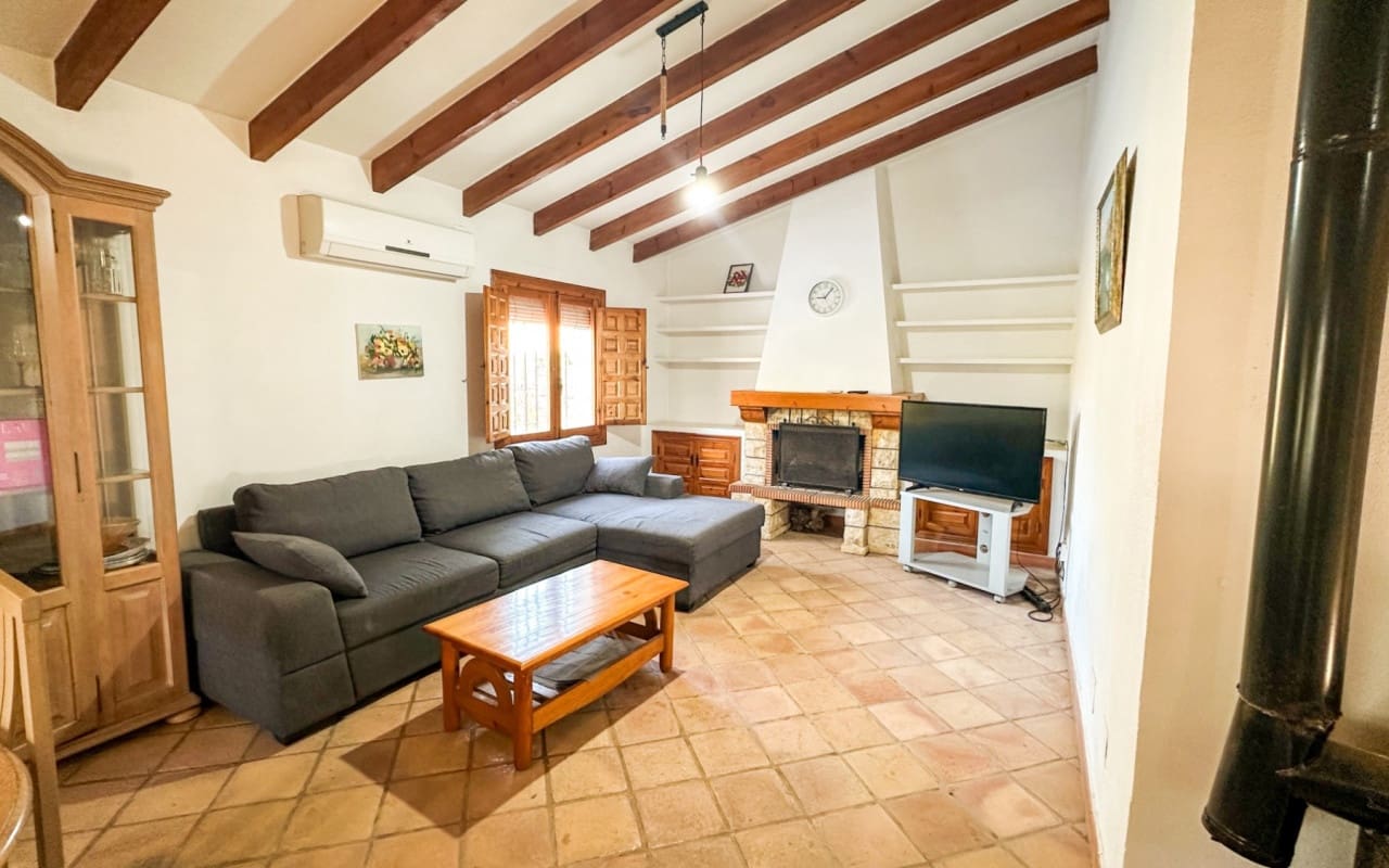 4 bedroom Villa for sale in Cabo Roig with pool - € 699,000 (Ref: 9973619)