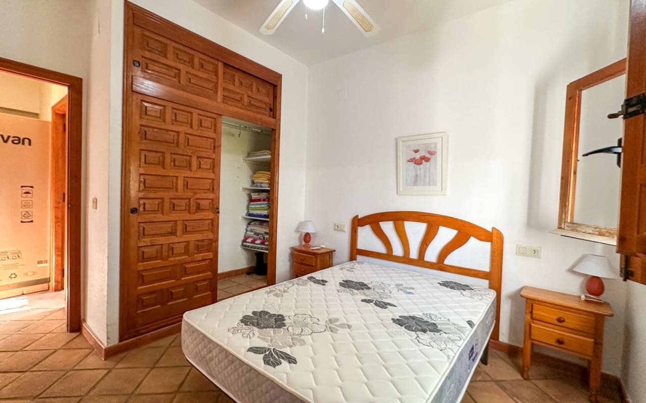 4 bedroom Villa for sale in Cabo Roig with pool - € 699,000 (Ref: 9973619)