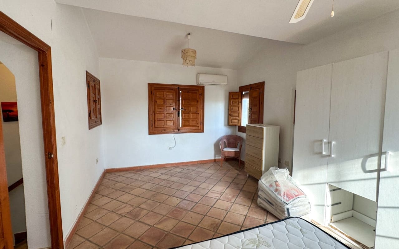 4 bedroom Villa for sale in Cabo Roig with pool - € 699,000 (Ref: 9973619)
