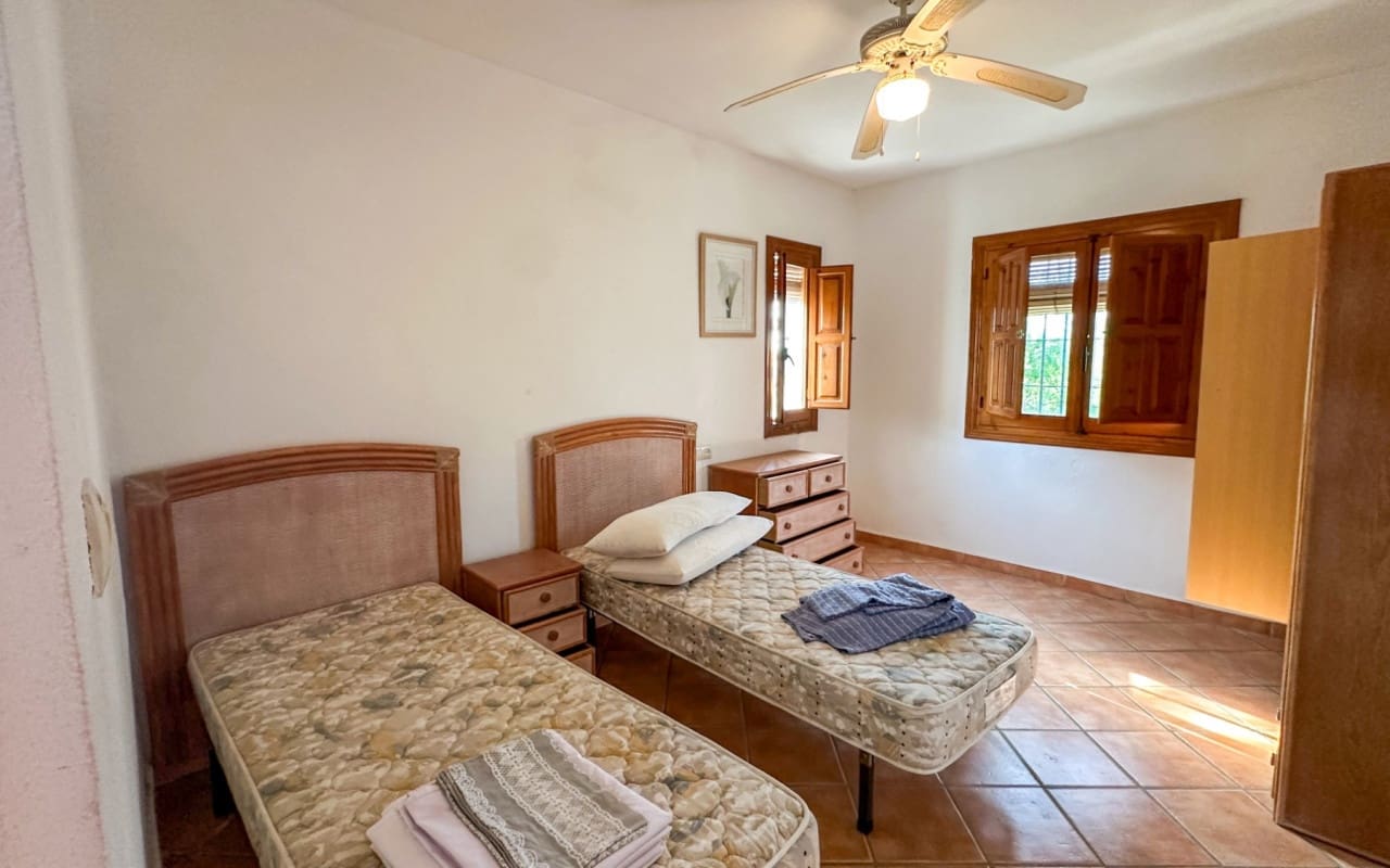 4 bedroom Villa for sale in Cabo Roig with pool - € 699,000 (Ref: 9973619)
