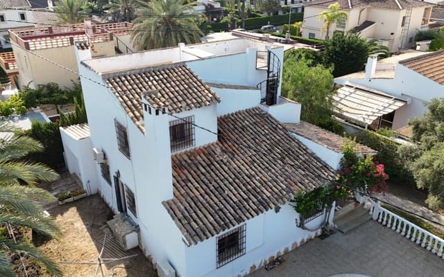 4 soveværelse Villa til salg i Cabo Roig, Orihuela med swimmingpool - € 699.000 (Ref: 9973619)