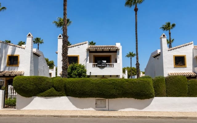 3 soveværelse Villa til salg i Los Dolses, Orihuela med swimmingpool - € 424.900 (Ref: 9973621)